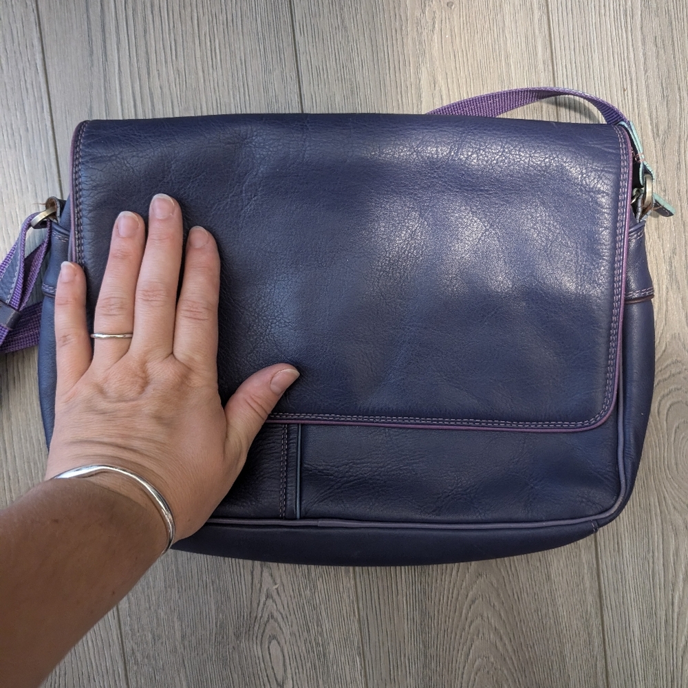 My wallet leather purple crossbody